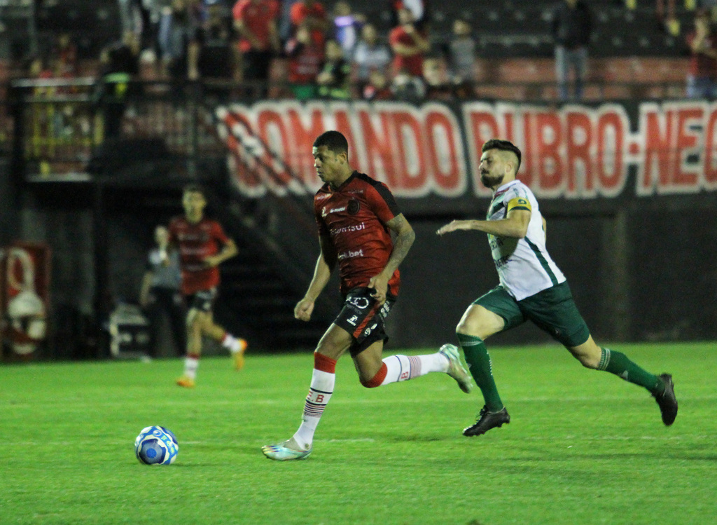 Foto: Carlos Queiroz - DP - Guilherme Beléa marcou o gol decisivo do Rubro-Negro contra o Concórdia, garantindo a classificação