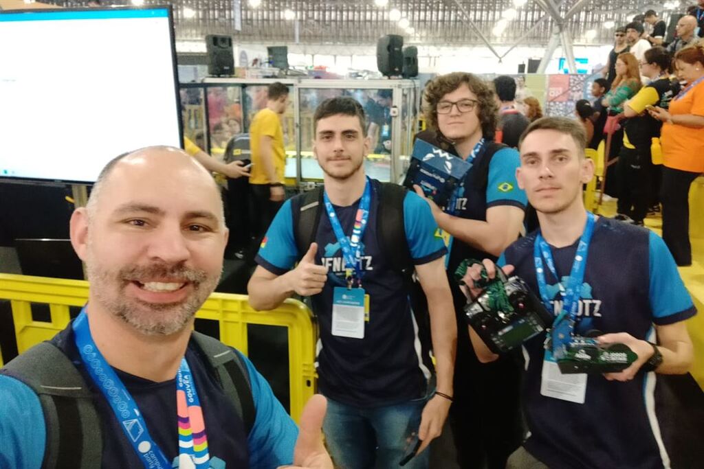 Equipe de robótica da UFN participa do RoboCore Experience em São Paulo