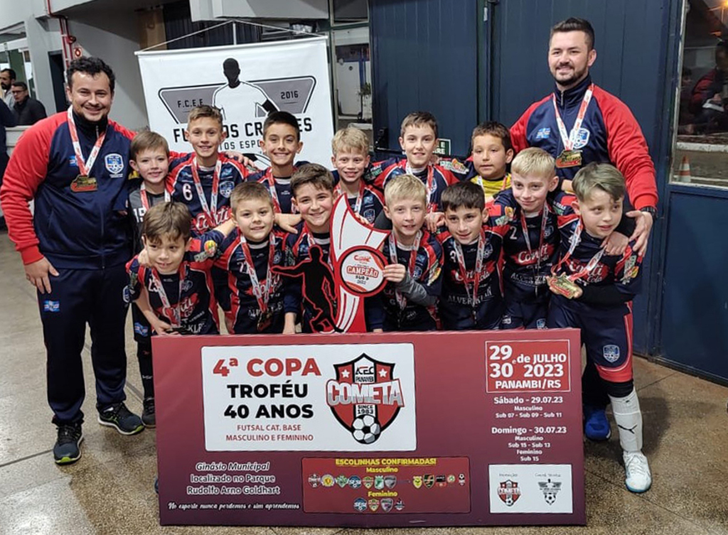 Guaraciaba é campeã na 4ª Copa Cometa de Futsal pelo Sub 9