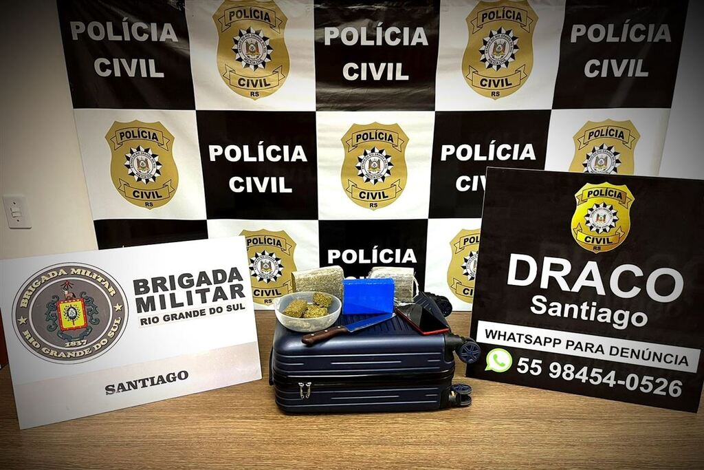 Jovem é preso com mais de 1kg de maconha escondidas dentro de mala em Santiago