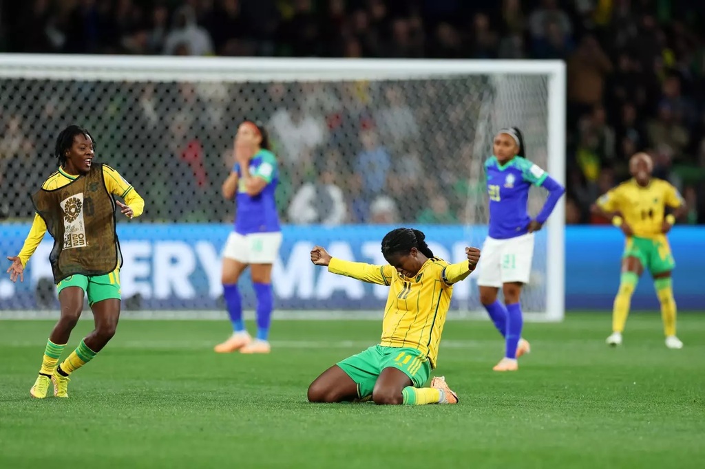 Seleção empata por 0 a 0 com a Jamaica e está fora da Copa do Mundo feminina
