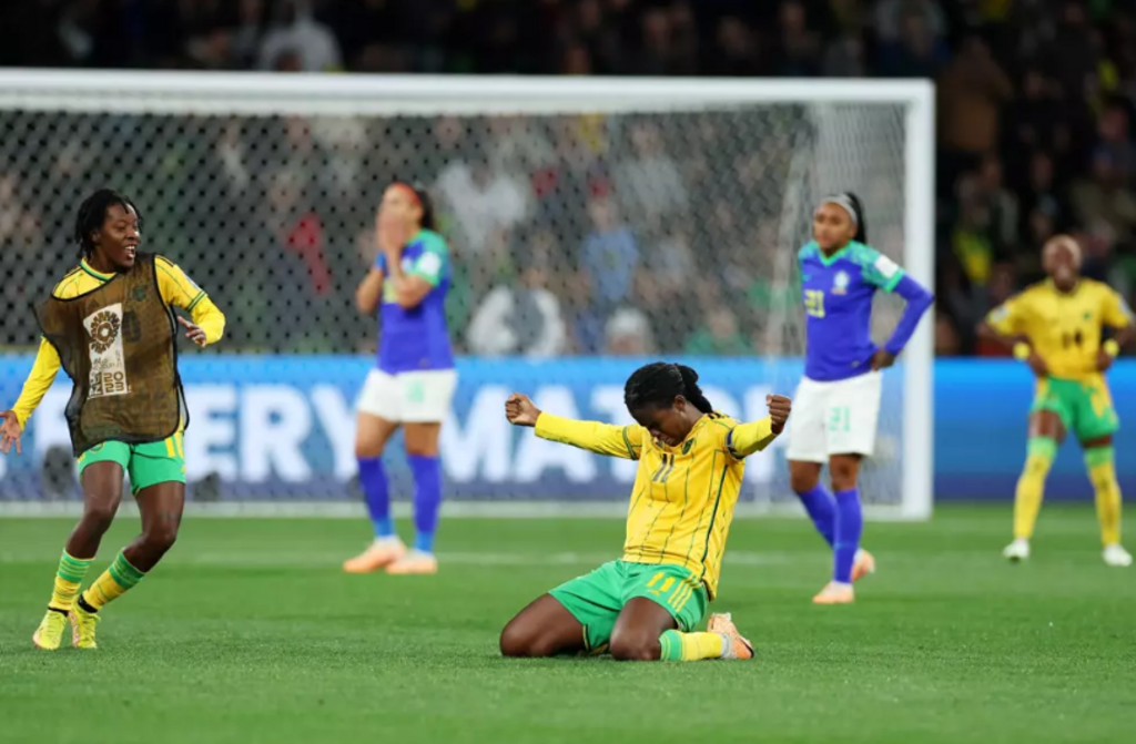 Brasil empata sem gols com a Jamaica e está eliminado da Copa do Mundo  Feminina