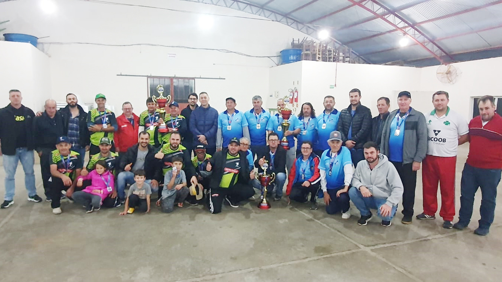 VENCEDORES DO CAMPEONATO MUNICIPAL DE BOCHA SÃO CONHECIDOS EM PIRATUBA EM GRANDE FINAL