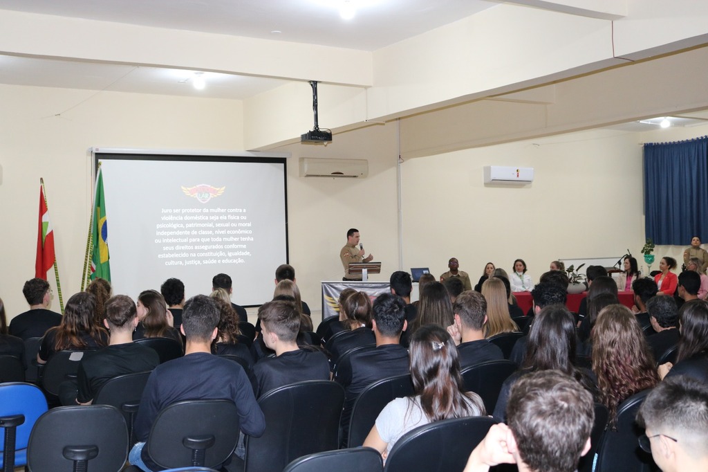 Projeto Protetores do Lar da PMSC forma 153 alunos em São Miguel do Oeste