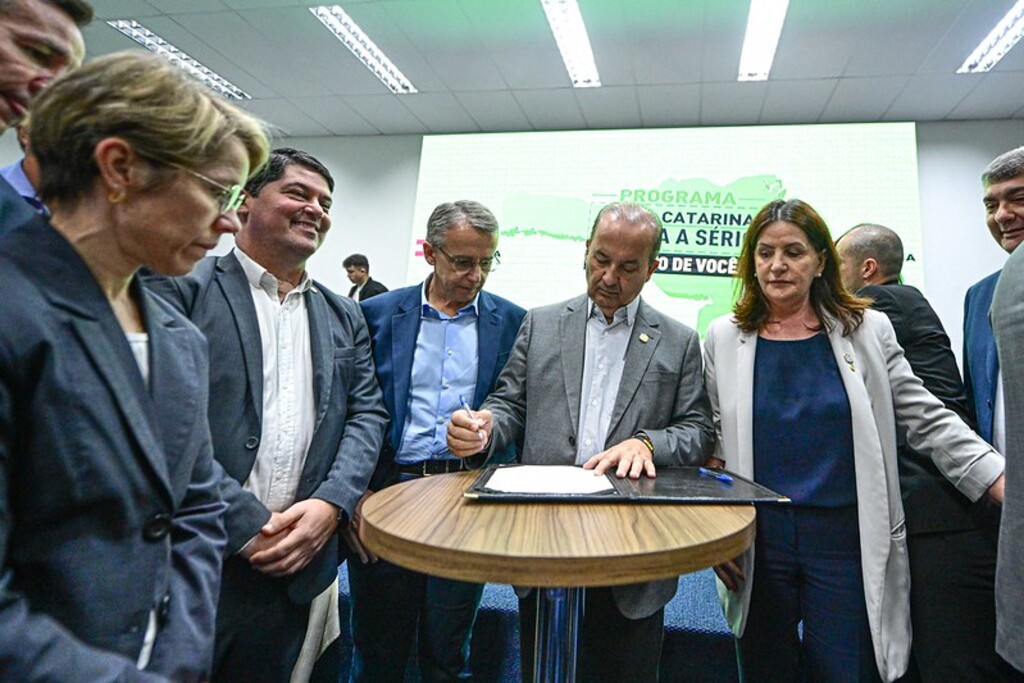 Governo do Estado anuncia mais de R$ 7 milhões em investimentos para a saúde de Blumenau