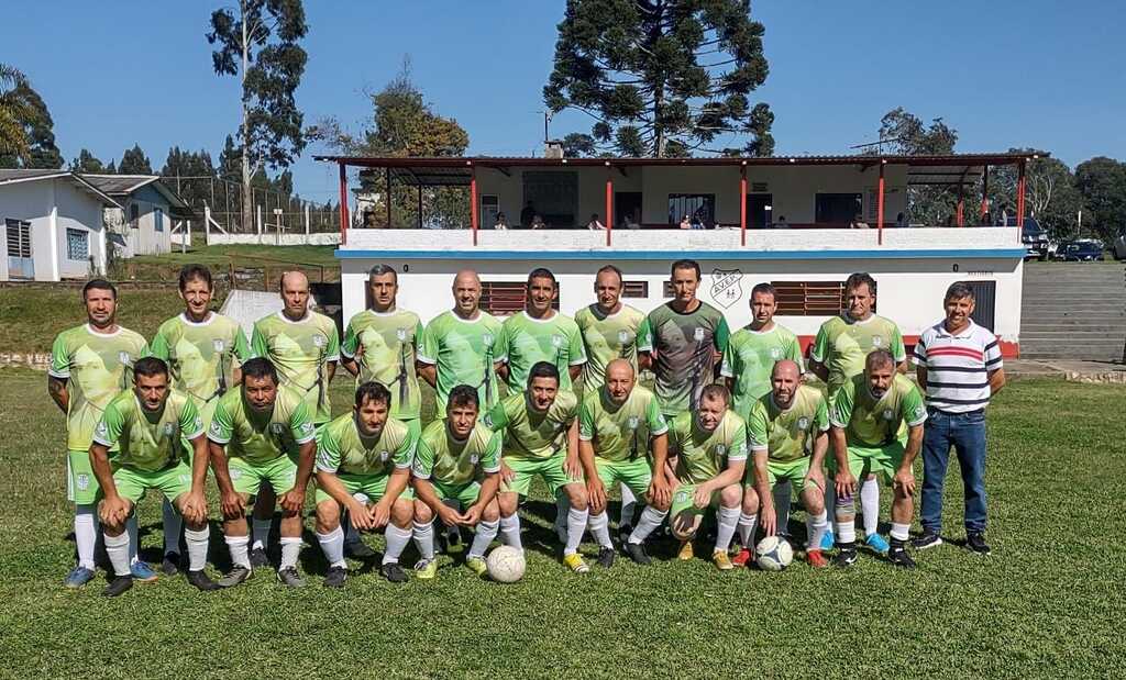 Neste final de semana teve rodada do 5º Campeonato Regional de Veteranos de Futebol de Campo da Serra Catarinense