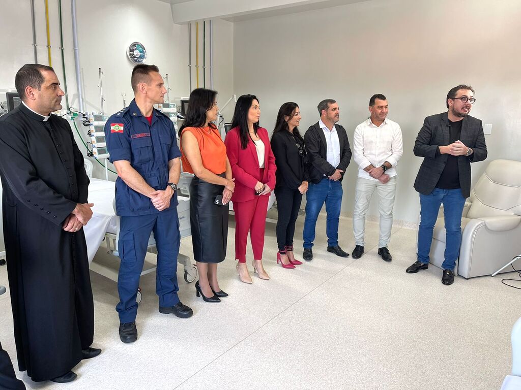 HOSPITAL DOM JOAQUIM DE SOMBRIO INAUGURA OITO NOVOS LEITOS DE UTI