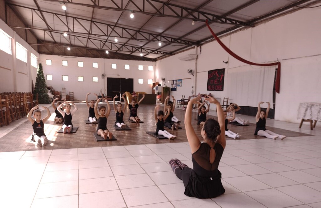 Foto: Divulgação - Uma das oficinas de balé do Projeto Expressando Arte, em Silveira Martins, no primeiro semestre de 2023