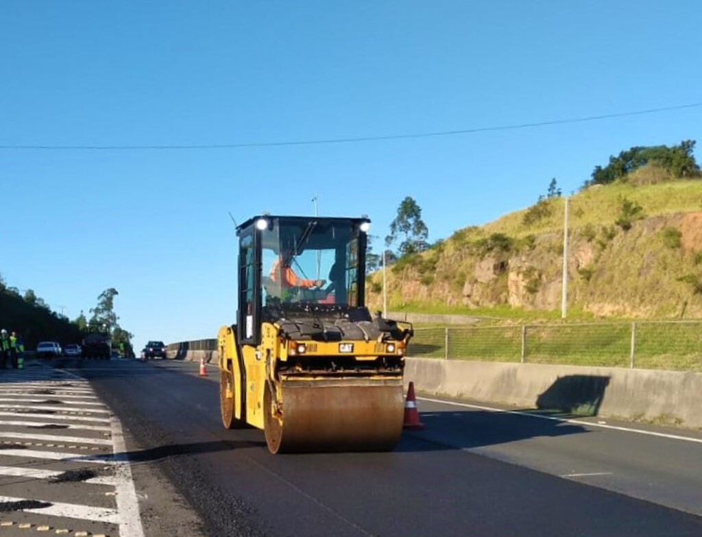 VIACOSTEIRA INFORMA CRONOGRAMA SEMANAL DE OBRAS NA BR-101 SUL/SC