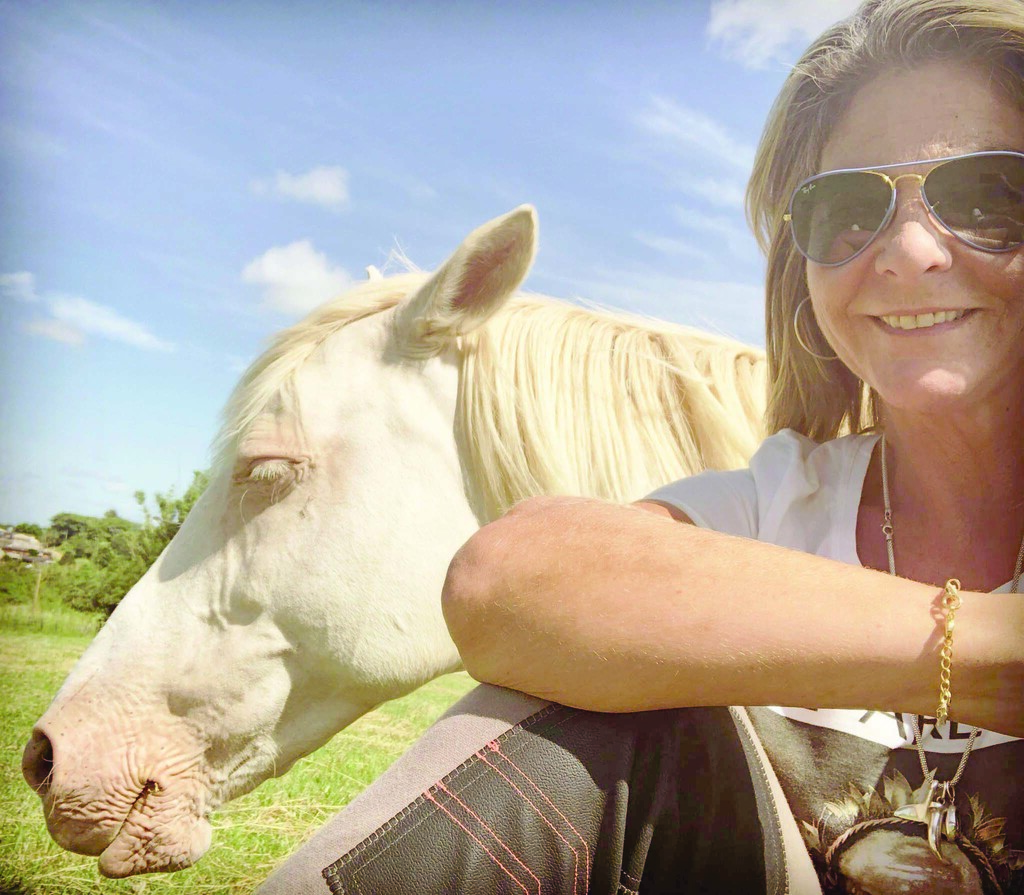 Equoterapia: os benefícios da interação entre a criança e o animal