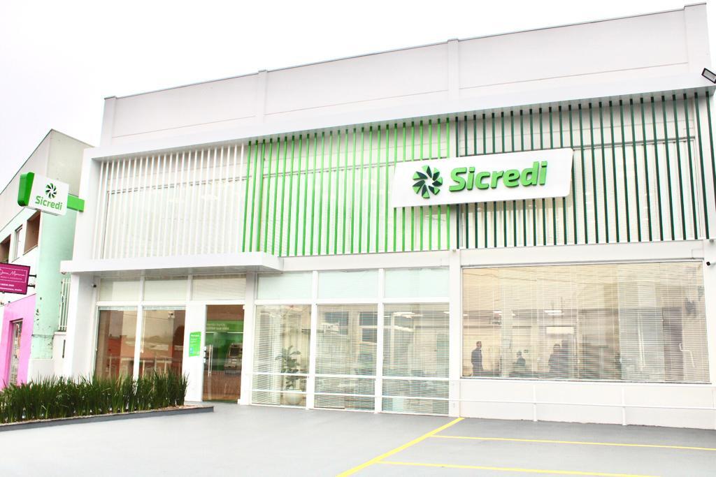 Lages conta com uma nova agência Sicredi no Guarujá