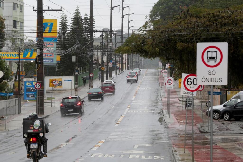 JOINVILLE: Emitida a Ordem de Serviço para instalação de 17 equipamentos de fiscalização eletrônica