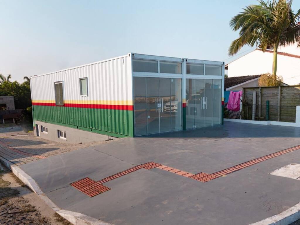 OBRA DA BASE DE RÁDIO E SECRETARIA MUNICIPAL DE PESCA ESTÁ CONCLUÍDA EM PASSO DE TORRES