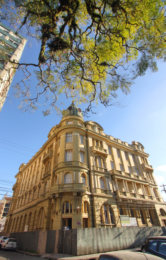 Jô Folha - DP - Obras em infraestrutura, como a BR116, e prédios históricos, como o Grande Hotel, devem ser realizadas