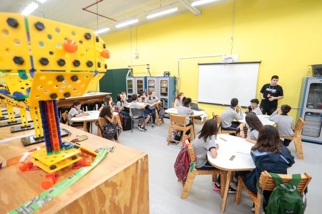 Aula inaugural marca início de nova parceria do programa Trilhas da Educação