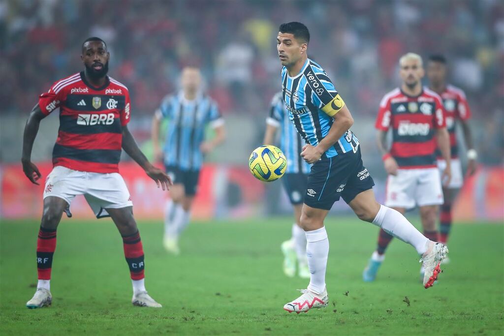 Foto: Lucas Uebel - Apesar da frustração pela derrota na Copa do Brasil, o Grêmio precisa agora virar a página e pensar no restante da temporada. Ainda restam 20 jogos pelo Campeonato Brasileiro.