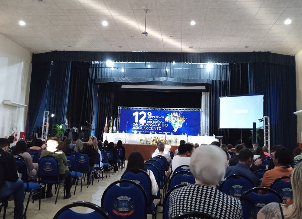 CMDCA DE RODEIO PARTICIPA DA 12ª CONFERÊNCIA ESTADUAL DOS DIREITOS DAS CRIANÇAS E DOS ADOLESCENTES