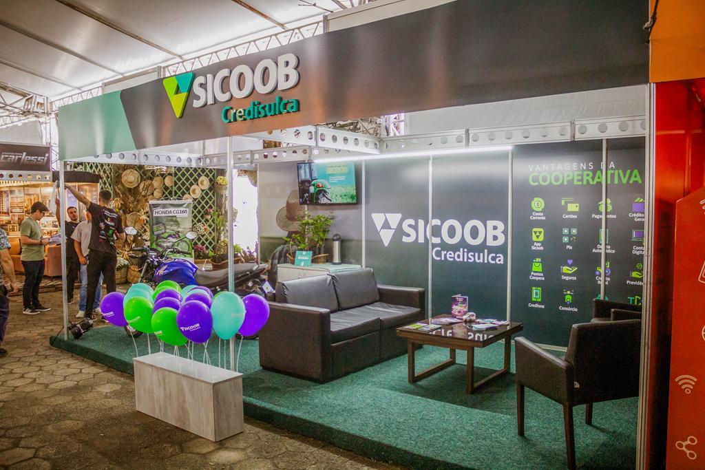 SICOOB CREDISULCA ESTEVE PRESENTE 
NA 25ª FESTA DO COLONO DE TURVO