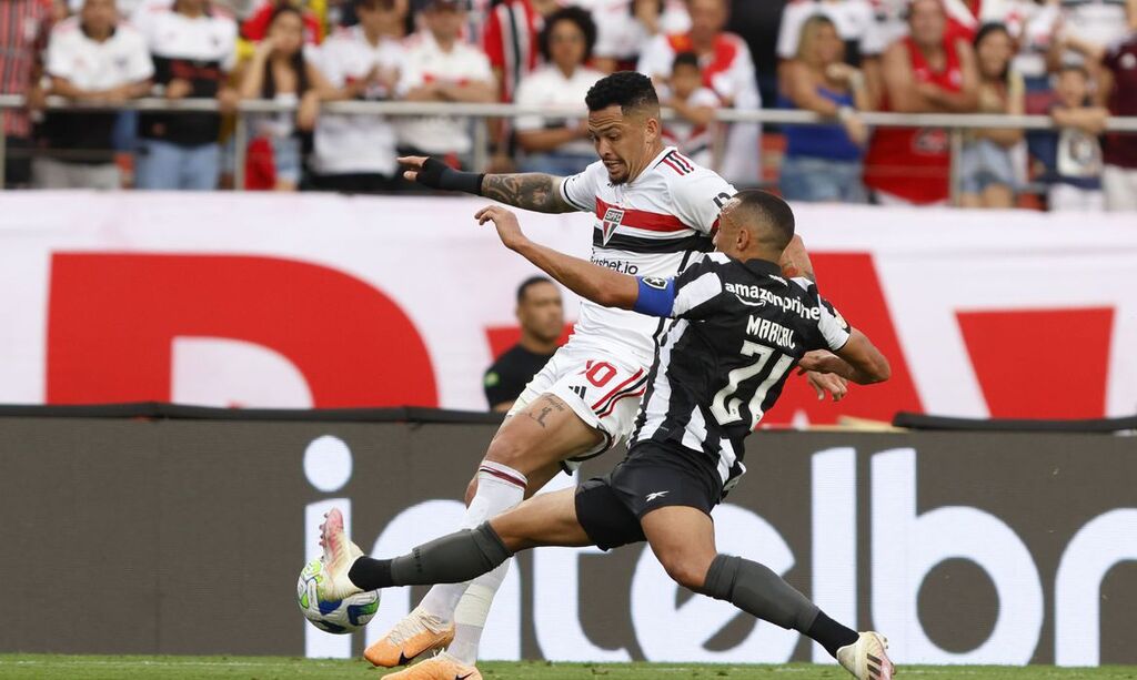 Botafogo e São Paulo ficam no 0 a 0 no estádio do Morumbi