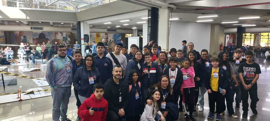 Estudantes participam de Olimpíada de Robótica