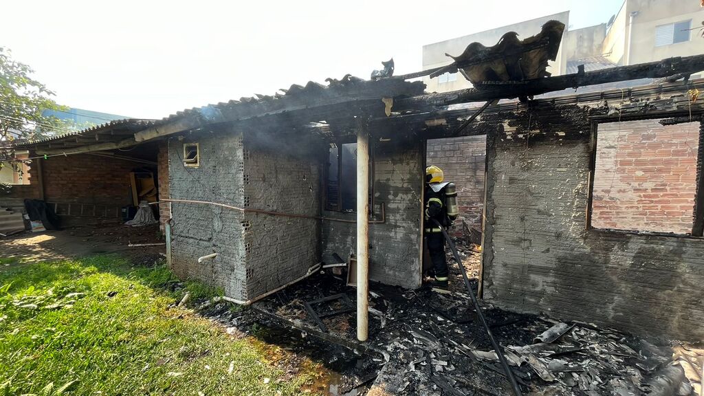 PRINCÍPIO DE INCÊNDIO EM MECÂNICA EM PASSO DE TORRES