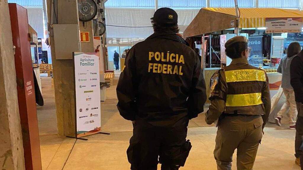 Polícia Federal fiscaliza segurança privada no parque Assis Brasil