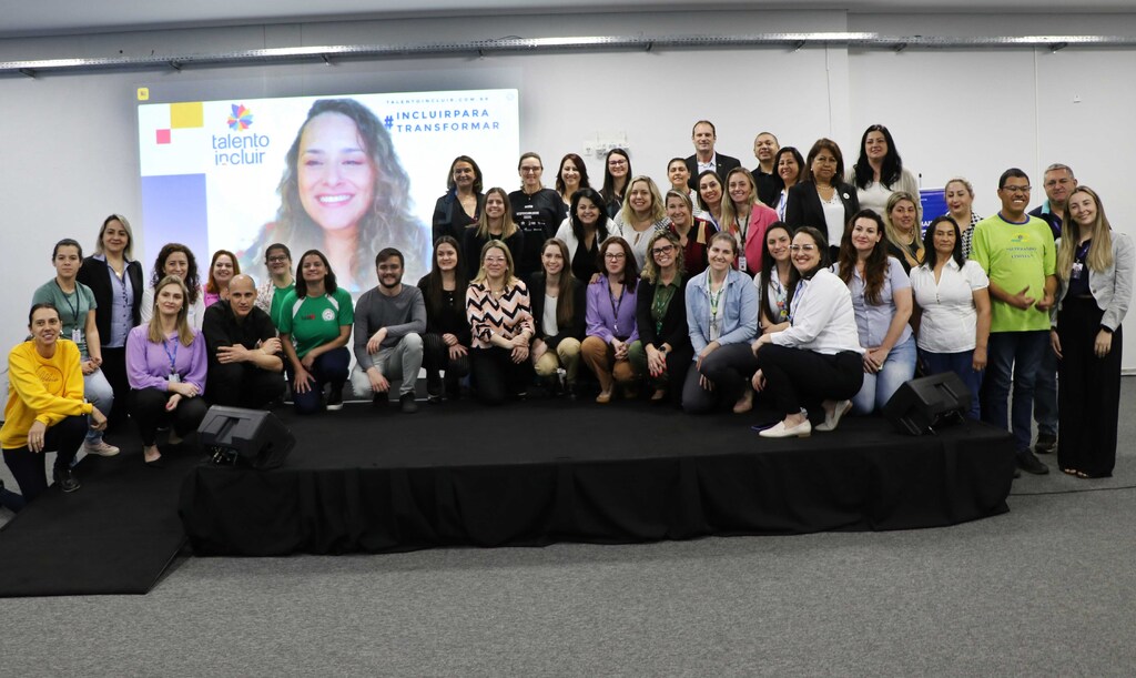  - Evento debateu os desafios e apresentou boas práticas de inclusão de pessoas com deficiência no mercado de trabalho.