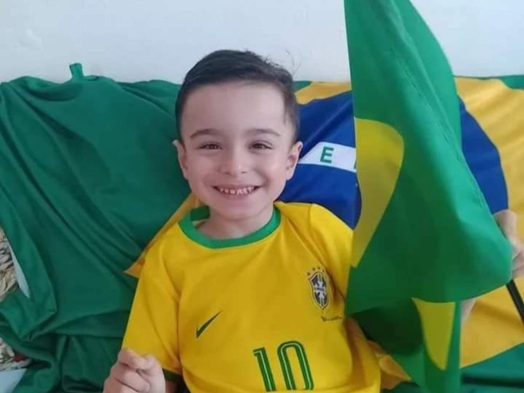 Pequeno Samuel precisa da ajuda dos bageenses