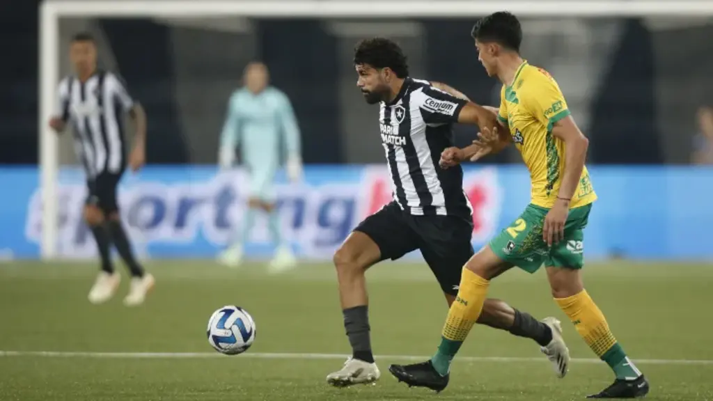 Botafogo enfrenta Defensa y Justicia pela Copa Sul-Americana