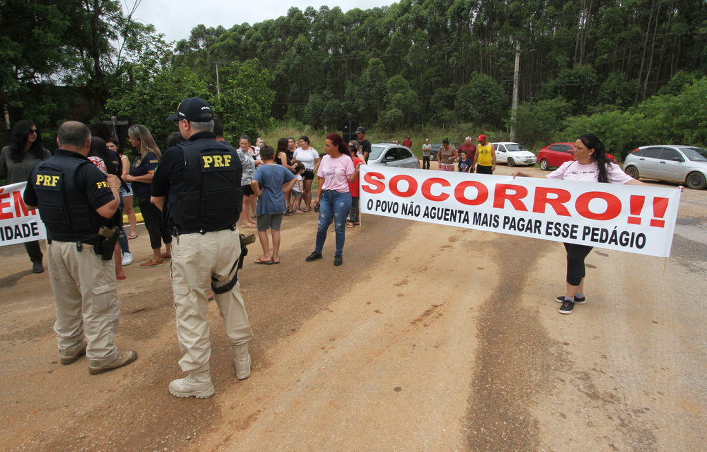 Foto: Carlos Quieroz - DP - Protesto ocorreu em dezembro do ano passado às margens da rodovia