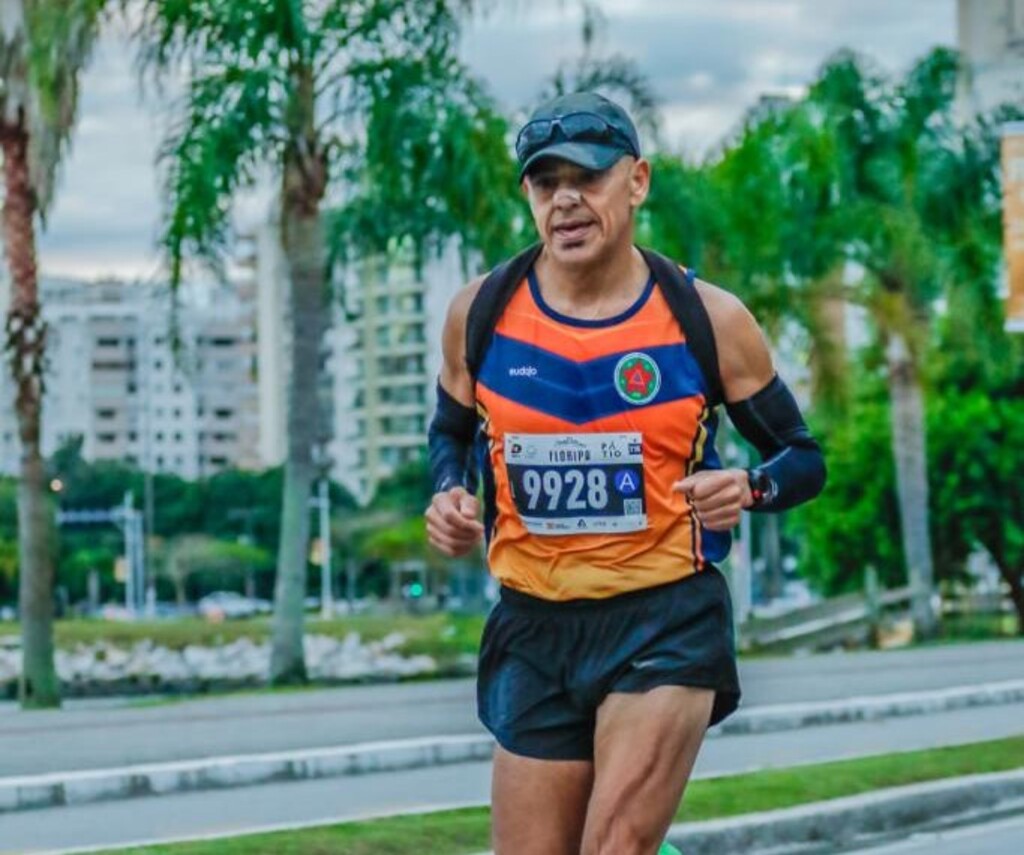 Uruguaianense participa da Maratona Internacional de Florianópolis