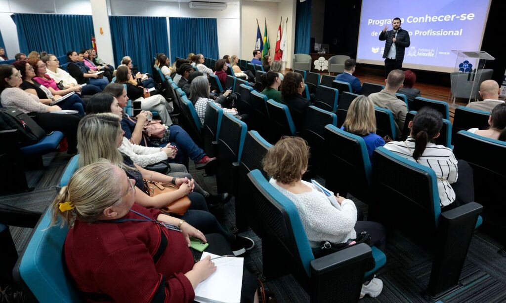 Joinville lança programa de orientação profissional nas escolas