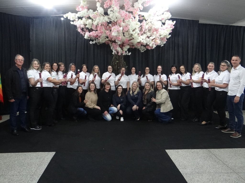 COOPERSULCA REALIZOU A FORMATURA DO CURSO MODULAR DO PROJETO MULHERES COOPERATIVISTAS