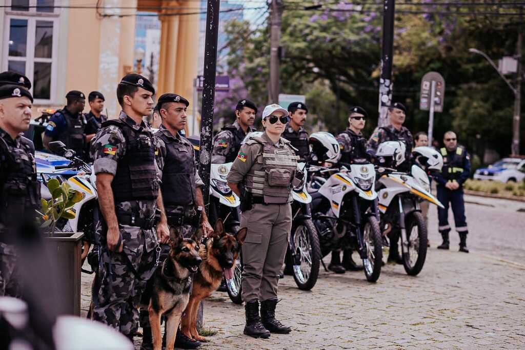 Estudo aponta impacto positivo do exercício físico na dor lombar em policiais