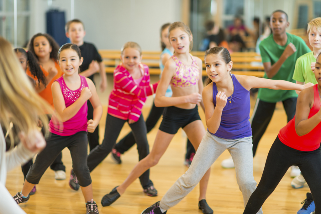 Programa Dança na Escola em Joinville leva a magia da dança para milhares de alunos