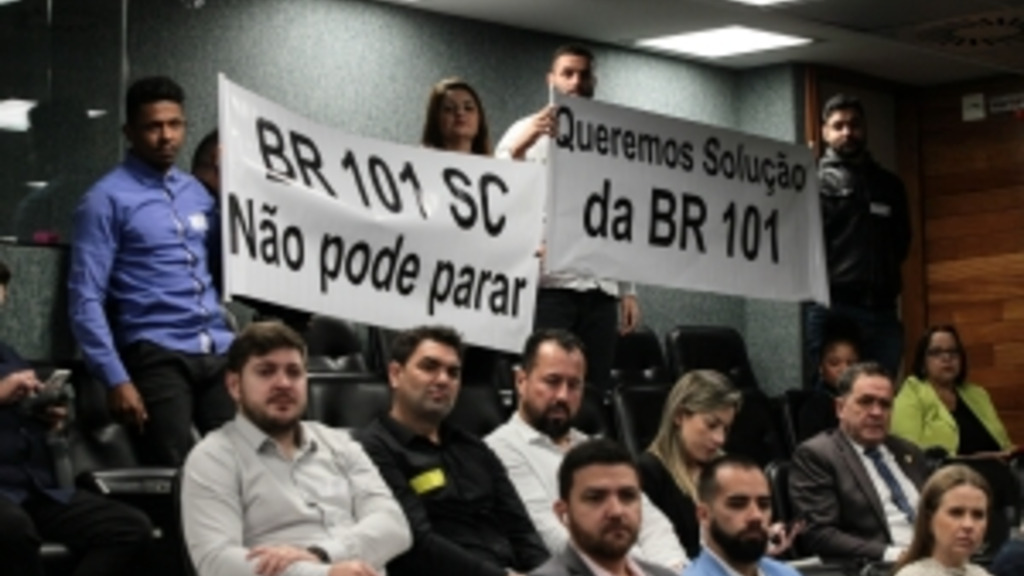 Colapso da trafegabilidade da BR-101 pauta audiência pública no Parlamento