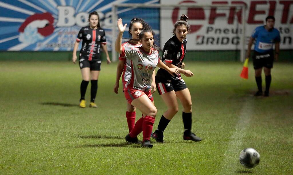 Campeonato joinvilense de futebol feminino estreia neste sábado