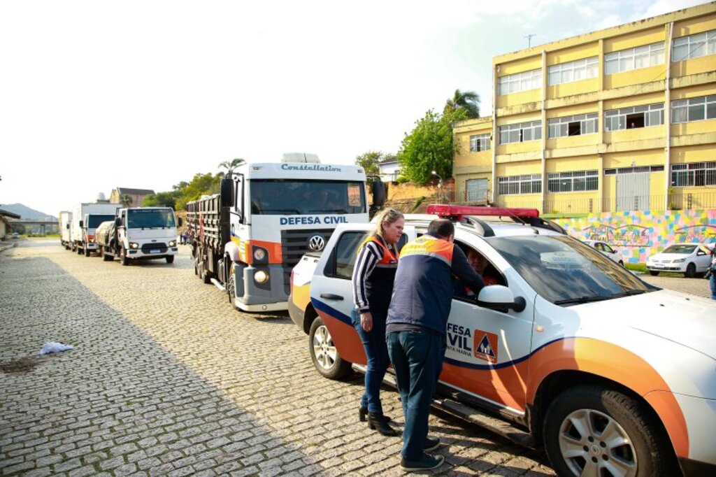 Foto: Ariéle Ziegler (prefeitura de Santa Maria) - Caminhões partiram na manhã de segunda-feira com mais de 65 toneladas de donativos para os desabrigados de cidades do Vale do Taquari