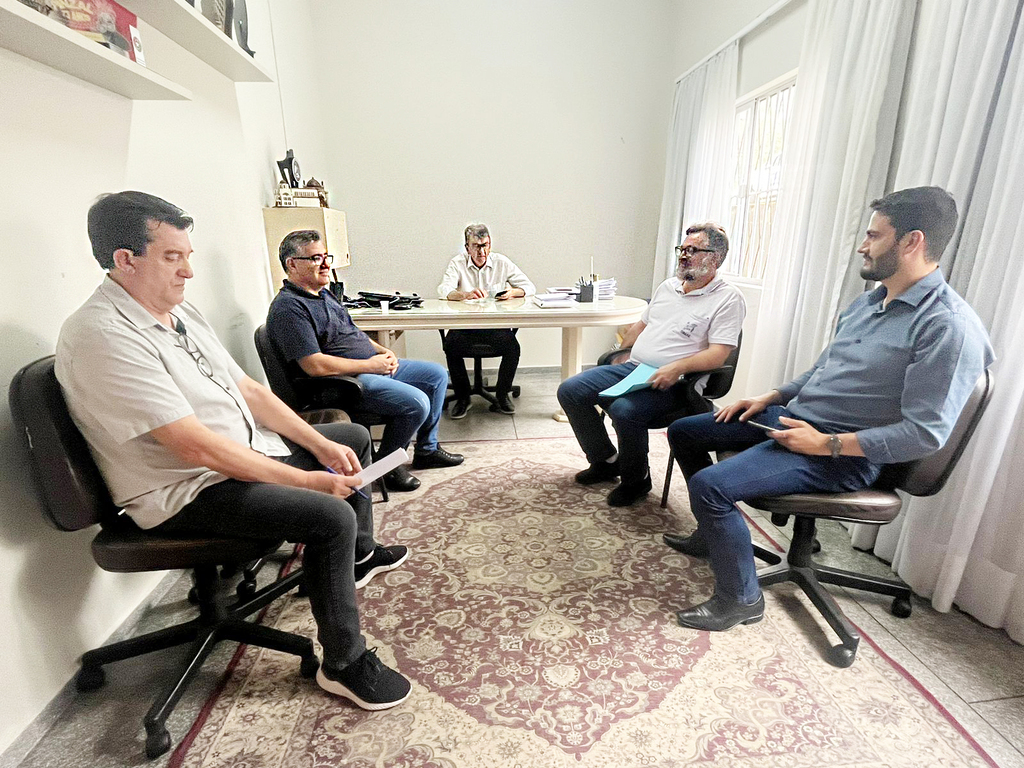 Prefeitura de Capinzal recebe visita de trabalho de representantes do SIMAE