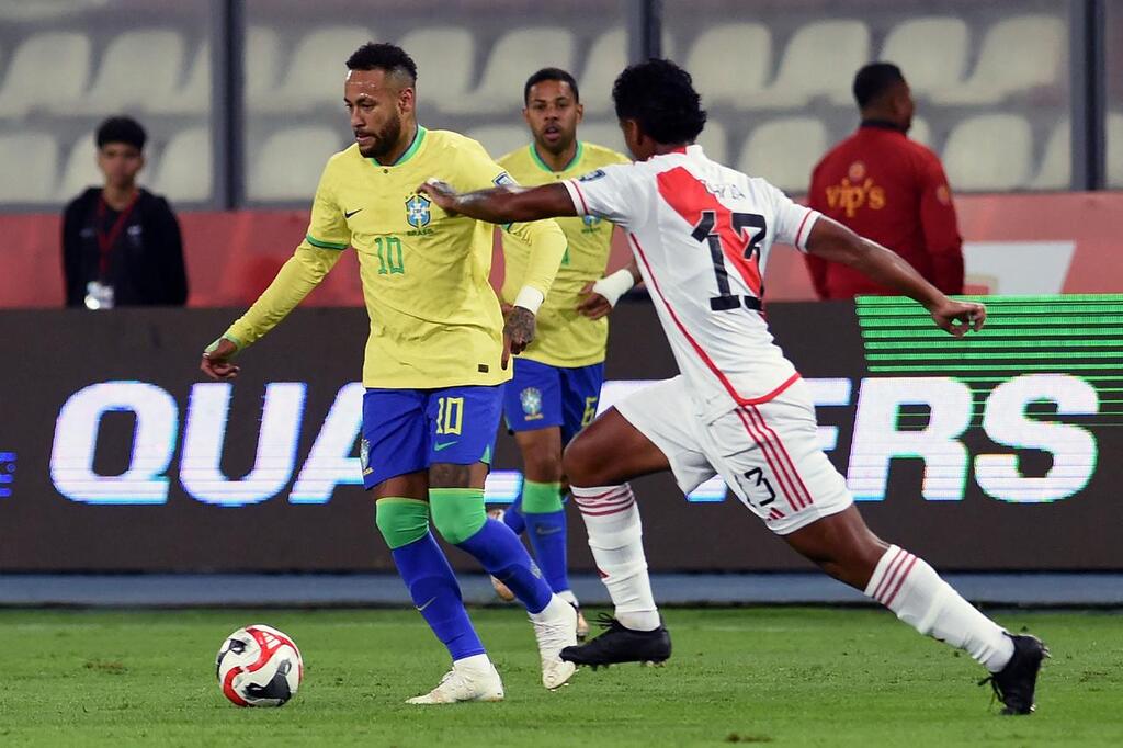 Brasil vence Peru e lidera nas eliminatórias da Copa do Mundo