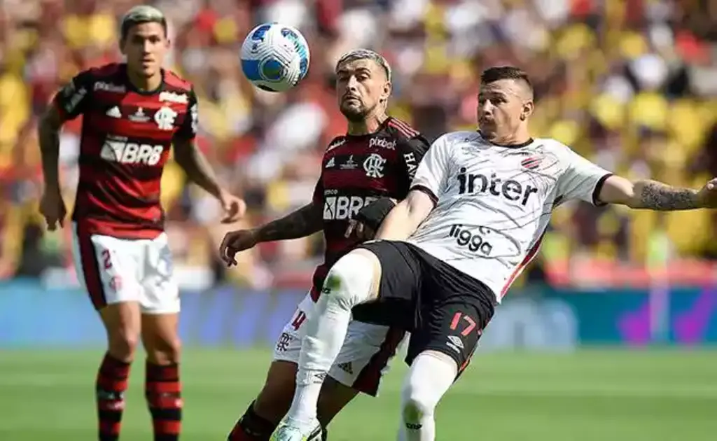 Flamengo Enfrenta o Athletico-PR no Campeonato Brasileiro