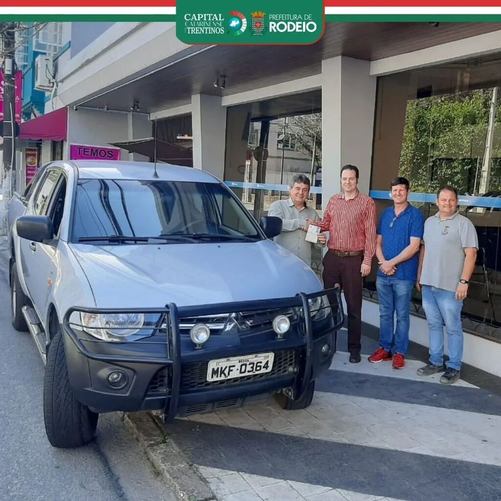 PREFEITURA DE RODEIO RECEBE DOAÇÃO DA RECEITA FEDERAL