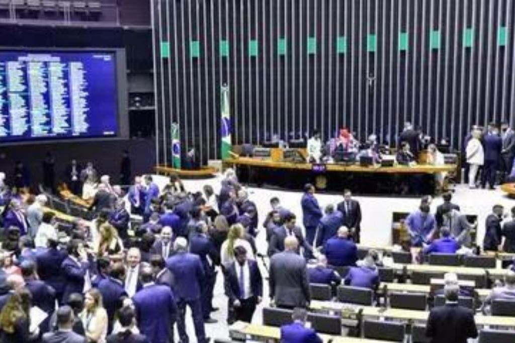  - Deputados aprovaram minirreforma – Foto: Zeca Ribeiro/Câmara dos Deputados