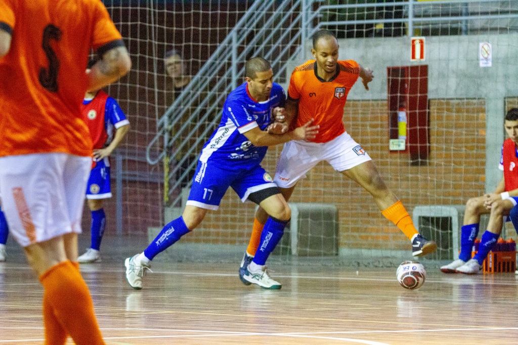 Classificado na Série B, BR Futsal tenta superar as dificuldades fora da quadra