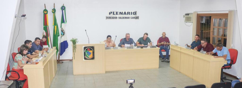 PL QUE REVOGAVA LEI MUNICIPAL É REPROVADO NA CÂMARA DE MORRINHOS DO SUL