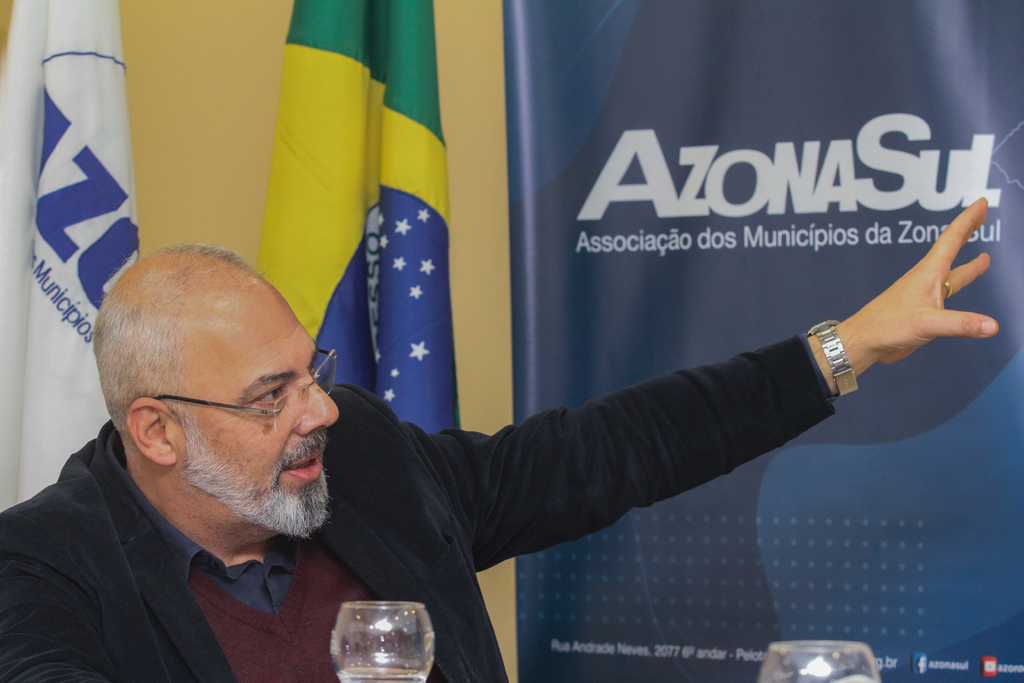 Foto: Jô Folha - DP - 