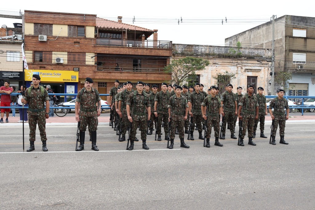 Exército seleciona jovens para o cargo de Cabo Especialista Temporário