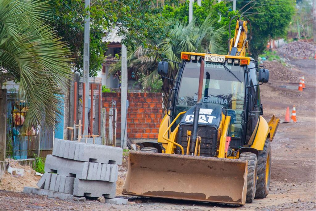 Prefeitura abre licitação para obras em vias dos bairros Diácono João Luiz Pozzobon e Campestre do Menino Deus