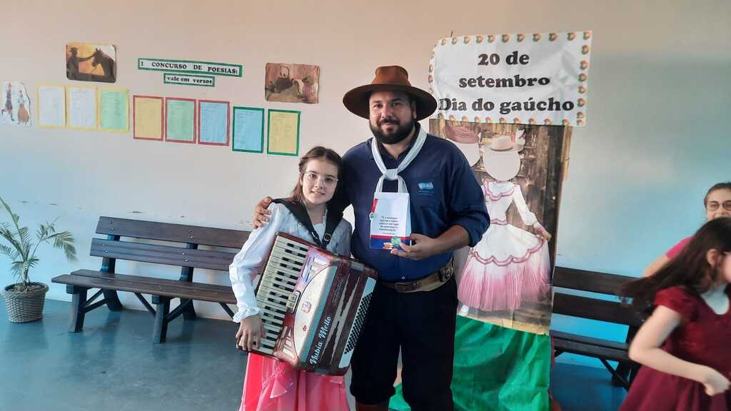 Dia do Gaúcho comemorado na Escola do loteamento Parizzotto, em Capinzal