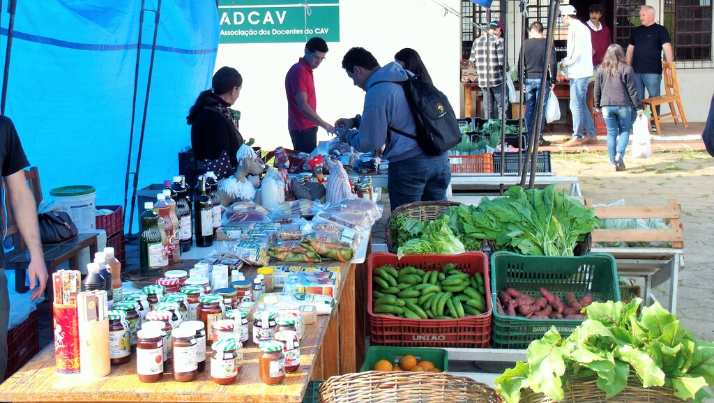 Feira Orgânica Amigos da Terra da Udesc Lages abre vagas para agricultores e artesãos